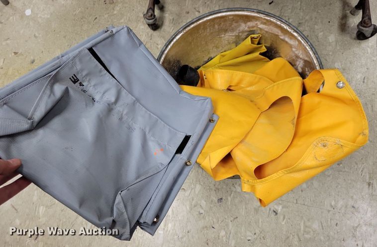 image for item IO9452 Automotive parts and accessories