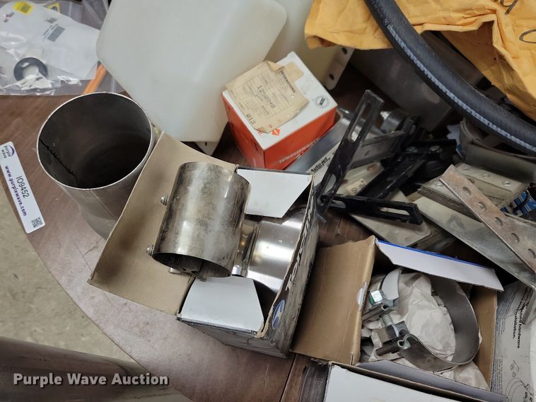 image for item IO9452 Automotive parts and accessories