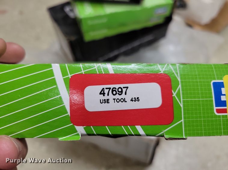 image for item IO9453 Automotive parts and accessories