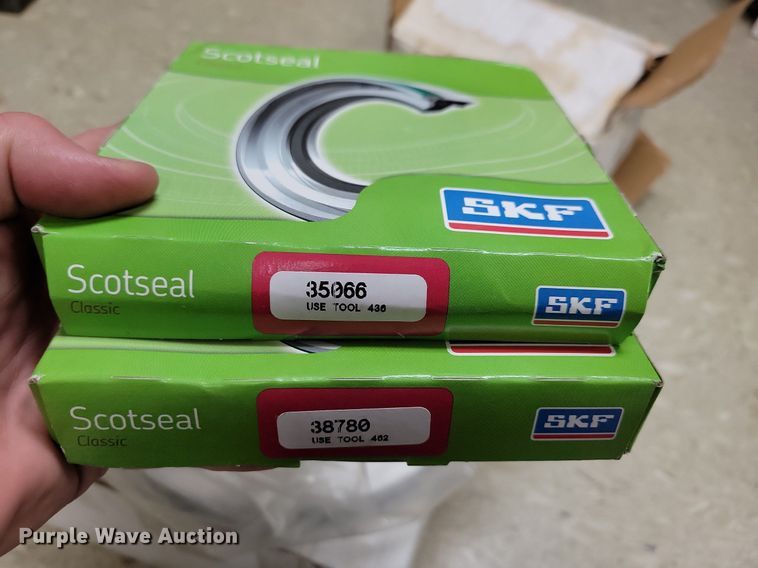 image for item IO9453 Automotive parts and accessories