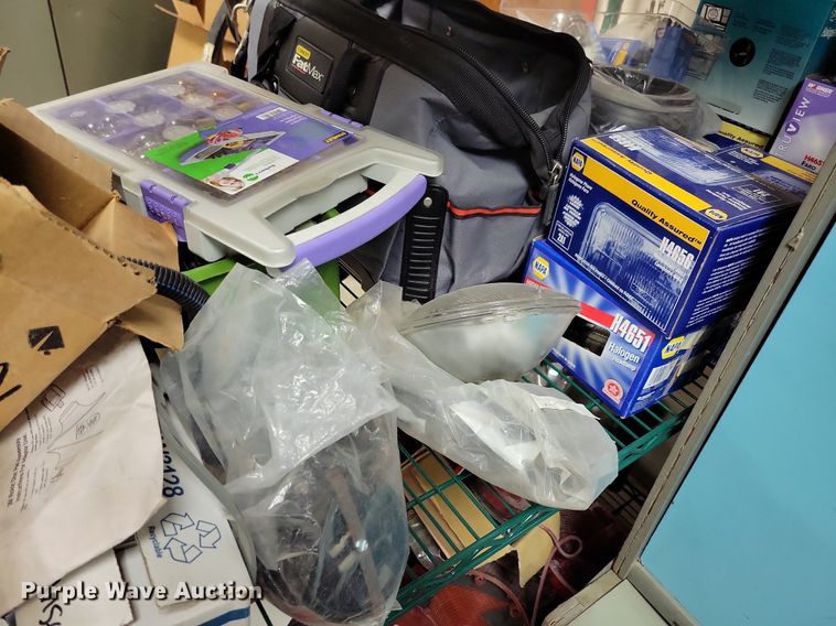 image for item IO9453 Automotive parts and accessories