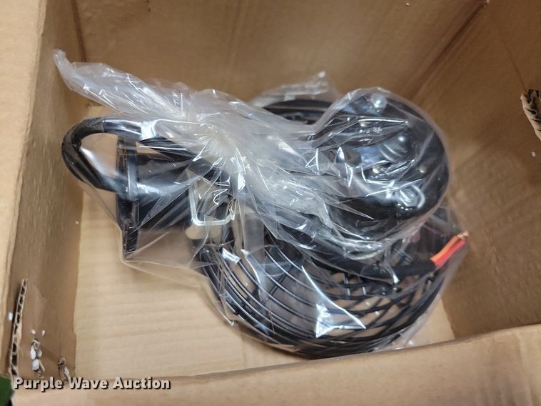 image for item IO9453 Automotive parts and accessories