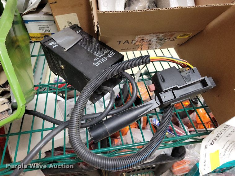 image for item IO9453 Automotive parts and accessories