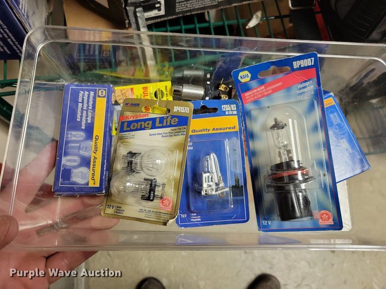 image for item IO9453 Automotive parts and accessories