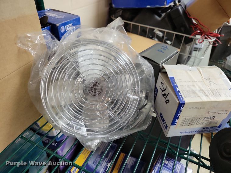 image for item IO9453 Automotive parts and accessories