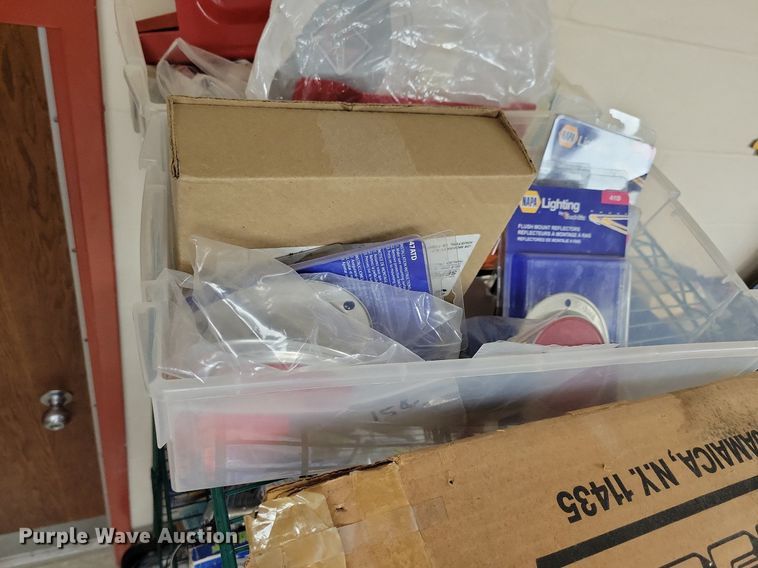 image for item IO9453 Automotive parts and accessories