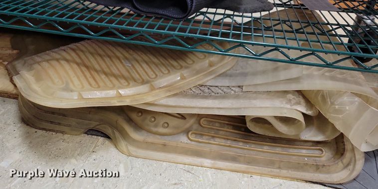 image for item IO9454 Automotive parts and accessories