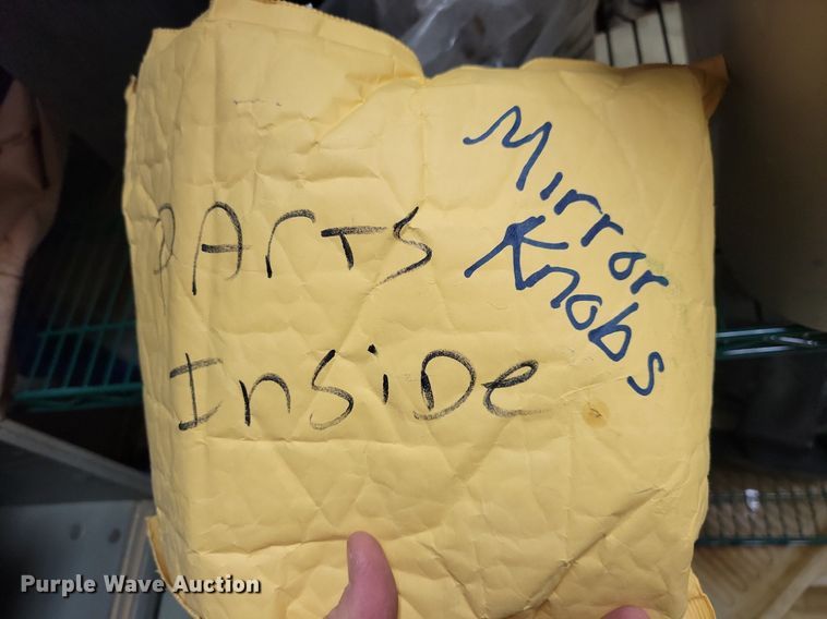 image for item IO9454 Automotive parts and accessories