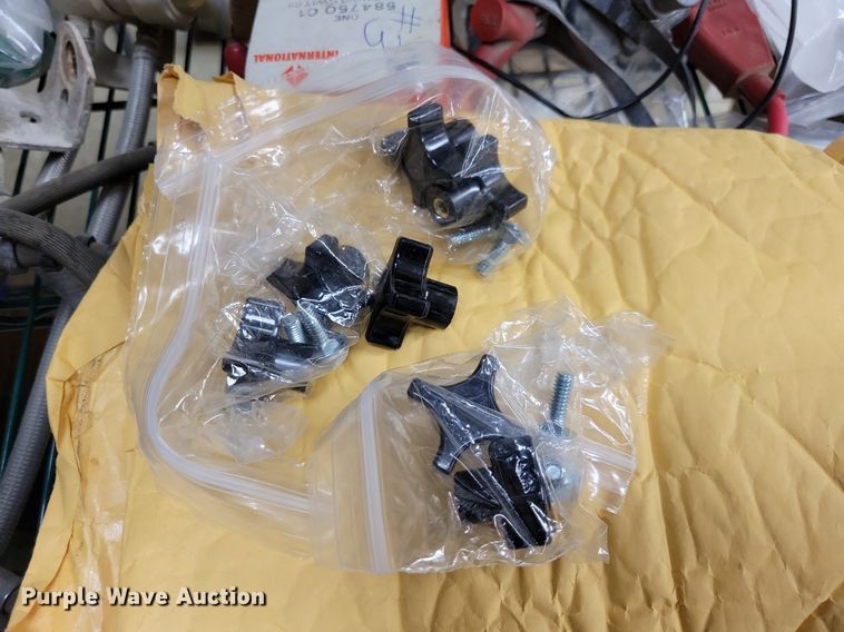 image for item IO9454 Automotive parts and accessories