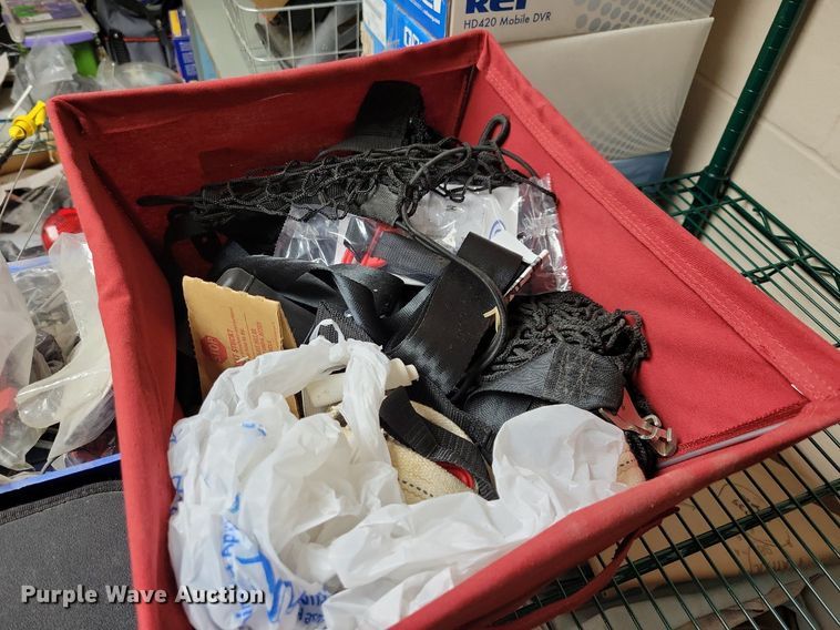 image for item IO9454 Automotive parts and accessories