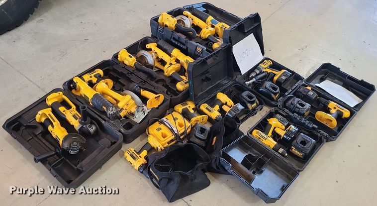 image for item JG9439 DeWalt   cordless tools