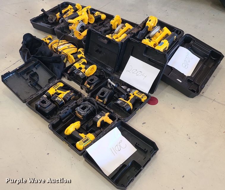 image for item JG9439 DeWalt   cordless tools