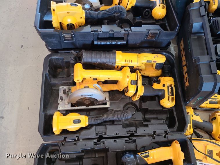 image for item JG9439 DeWalt   cordless tools