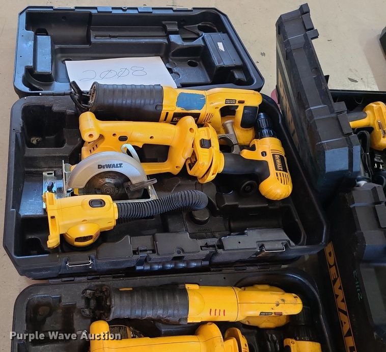 image for item JG9439 DeWalt   cordless tools