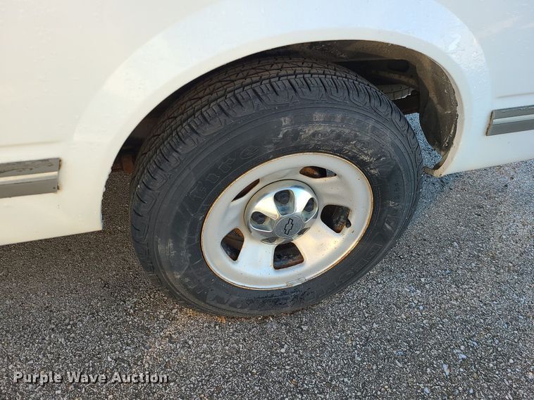 image for item JG9440 1998 Chevrolet Astro  van
