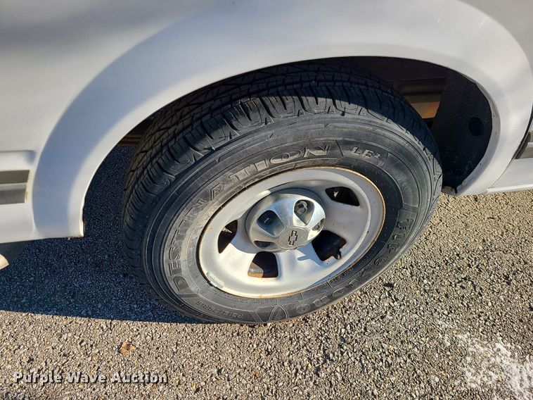 image for item JG9440 1998 Chevrolet Astro  van