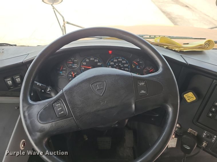 image for item JG9599 2007 IC PB105  school bus