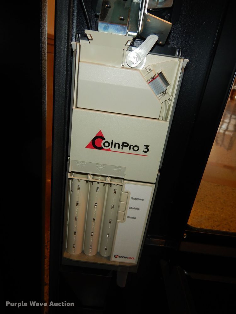 image for item JQ9809 FMI 3132  snack vending machine