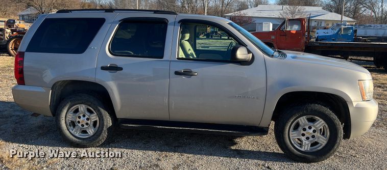 image for item JU9691 2007 Chevrolet Tahoe LS  SUV