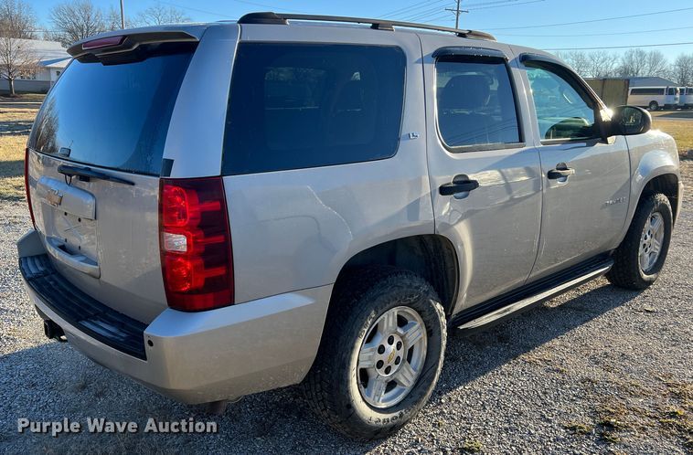 image for item JU9691 2007 Chevrolet Tahoe LS  SUV