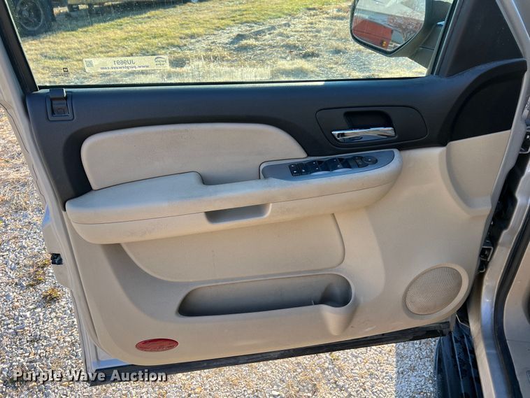 image for item JU9691 2007 Chevrolet Tahoe LS  SUV