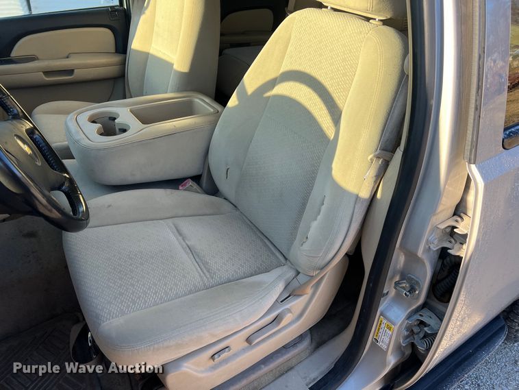 image for item JU9691 2007 Chevrolet Tahoe LS  SUV
