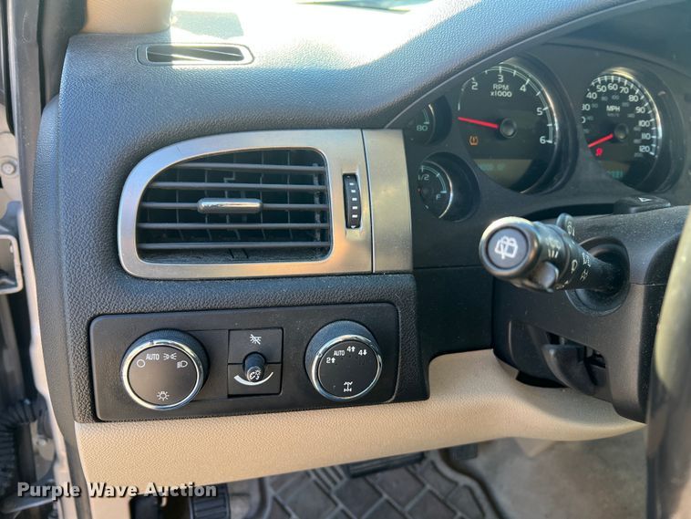 image for item JU9691 2007 Chevrolet Tahoe LS  SUV