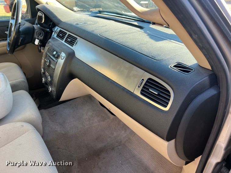 image for item JU9691 2007 Chevrolet Tahoe LS  SUV