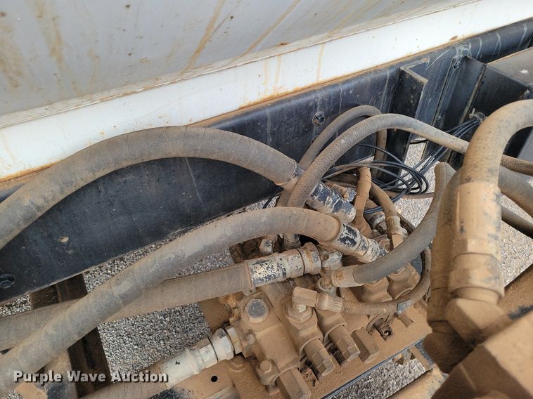 image for item KD9280 1995 International 4900  refuse truck