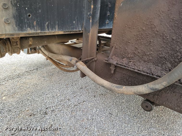 image for item KD9280 1995 International 4900  refuse truck