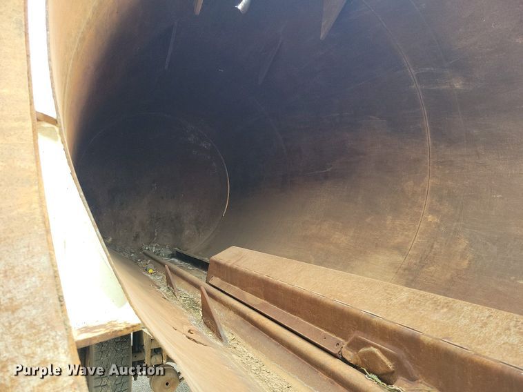 image for item KD9280 1995 International 4900  refuse truck