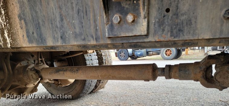 image for item KD9280 1995 International 4900  refuse truck