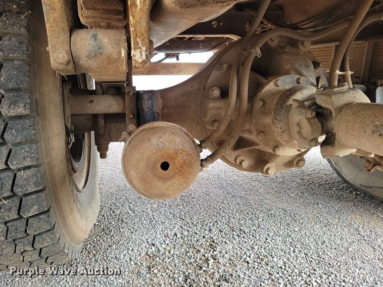 image for item KD9280 1995 International 4900  refuse truck