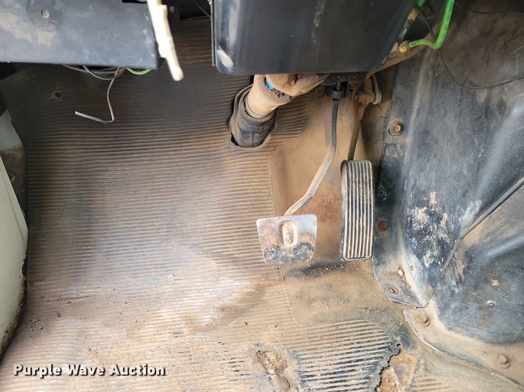 image for item KD9280 1995 International 4900  refuse truck