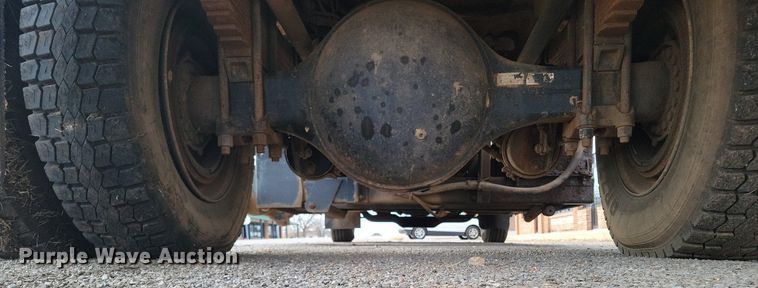 image for item KD9280 1995 International 4900  refuse truck