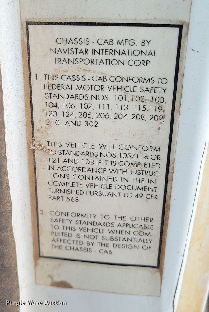 image for item KD9280 1995 International 4900  refuse truck