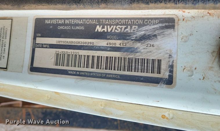 image for item KD9280 1995 International 4900  refuse truck