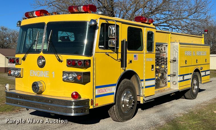 image for item KR9548 1986 Sutphen Deluge  pumper fire truck
