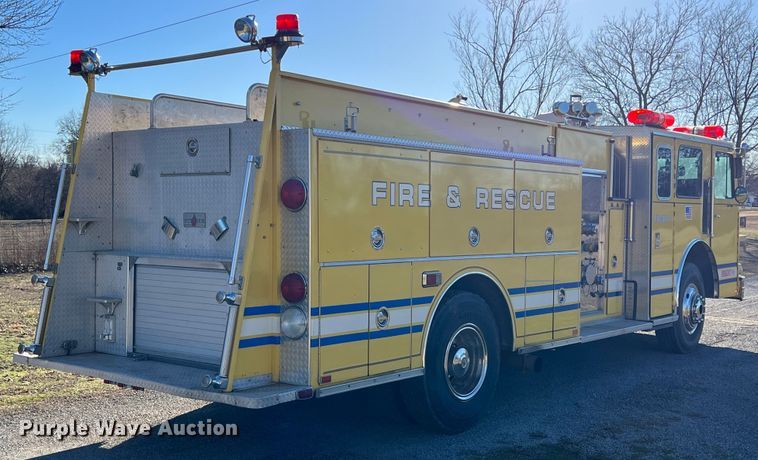 image for item KR9548 1986 Sutphen Deluge  pumper fire truck