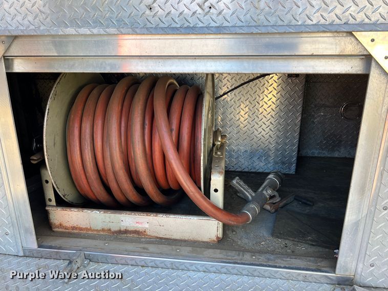 image for item KR9548 1986 Sutphen Deluge  pumper fire truck