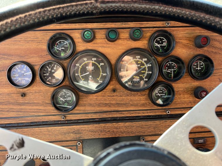 image for item KR9548 1986 Sutphen Deluge  pumper fire truck