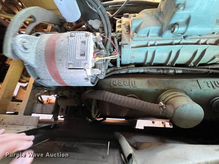 image for item KR9548 1986 Sutphen Deluge  pumper fire truck