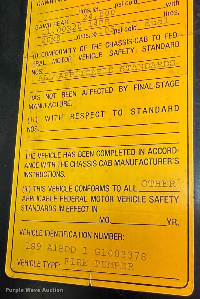 image for item KR9548 1986 Sutphen Deluge  pumper fire truck