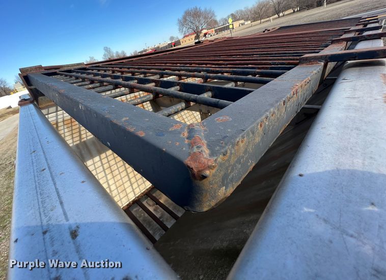 image for item KR9562 Warren E/AC2420A  spreader