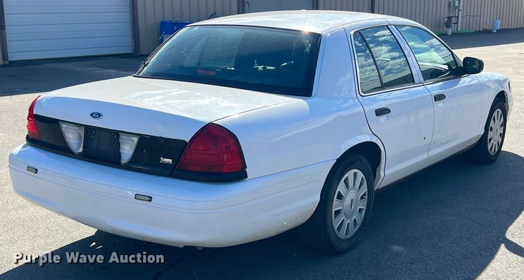 image for item KR9563 2011 Ford Crown Victoria Police Interceptor