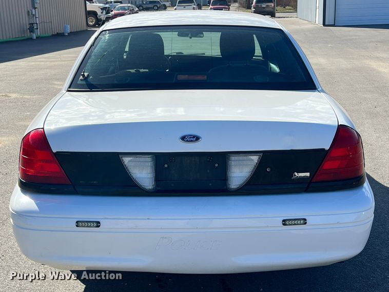image for item KR9563 2011 Ford Crown Victoria Police Interceptor