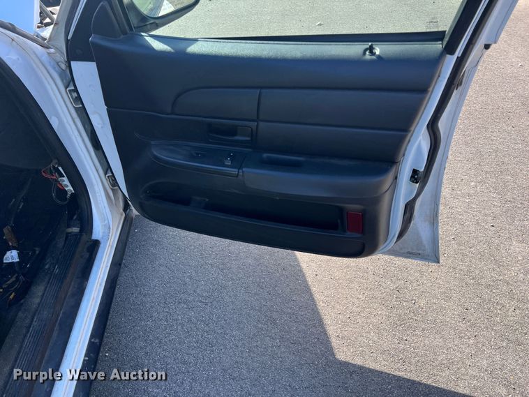 image for item KR9563 2011 Ford Crown Victoria Police Interceptor