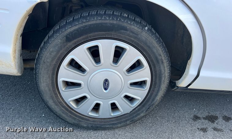 image for item KR9563 2011 Ford Crown Victoria Police Interceptor