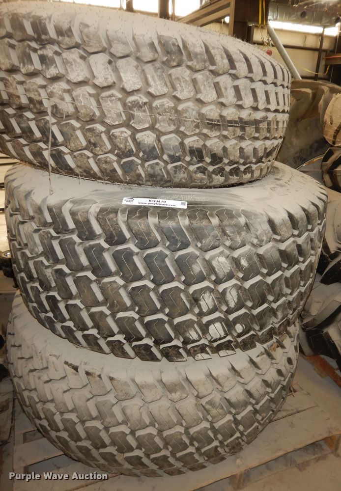 image for item KS9419 (3) tires
