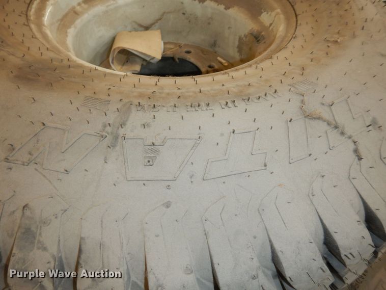 image for item KS9419 (3) tires